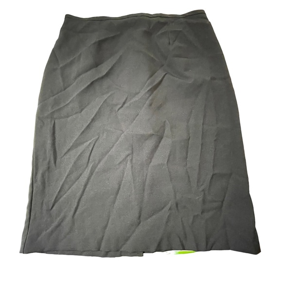 Black polyester skirt size 8 - Picture 8 of 12